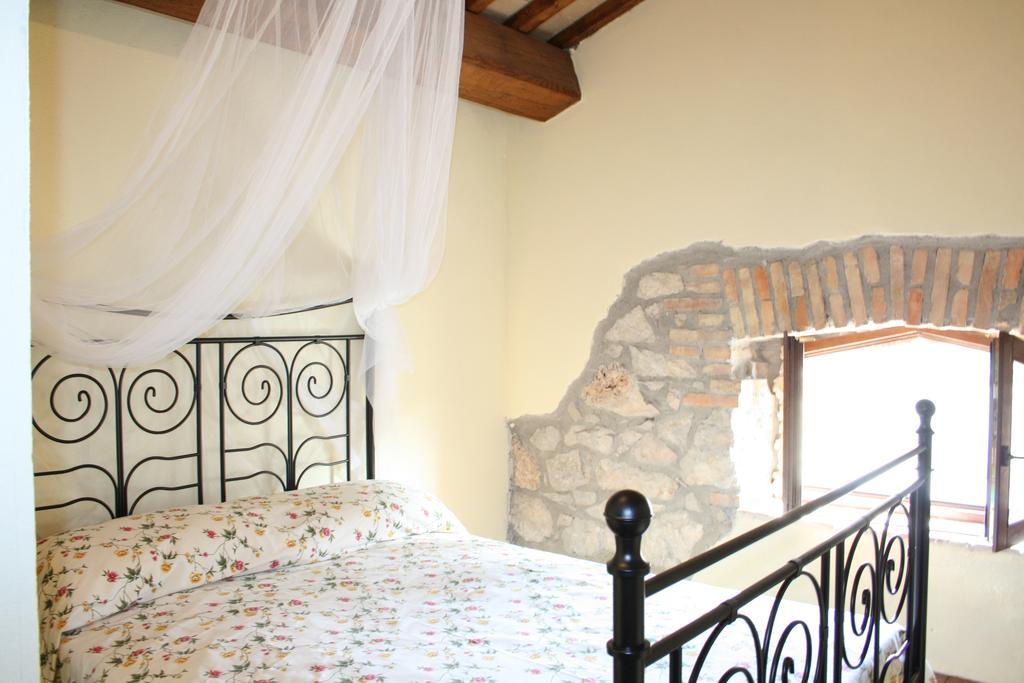 Agriturismo Terre Di Musignano Canino Zimmer foto